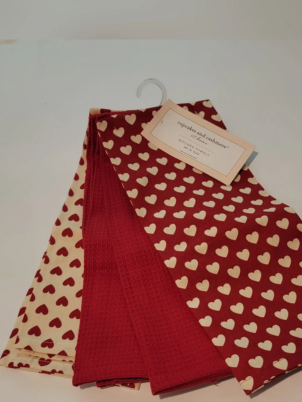 Cupcakes and Cashmere Valentine Hearts Kitchen Towel 4 Pack Cotton Red